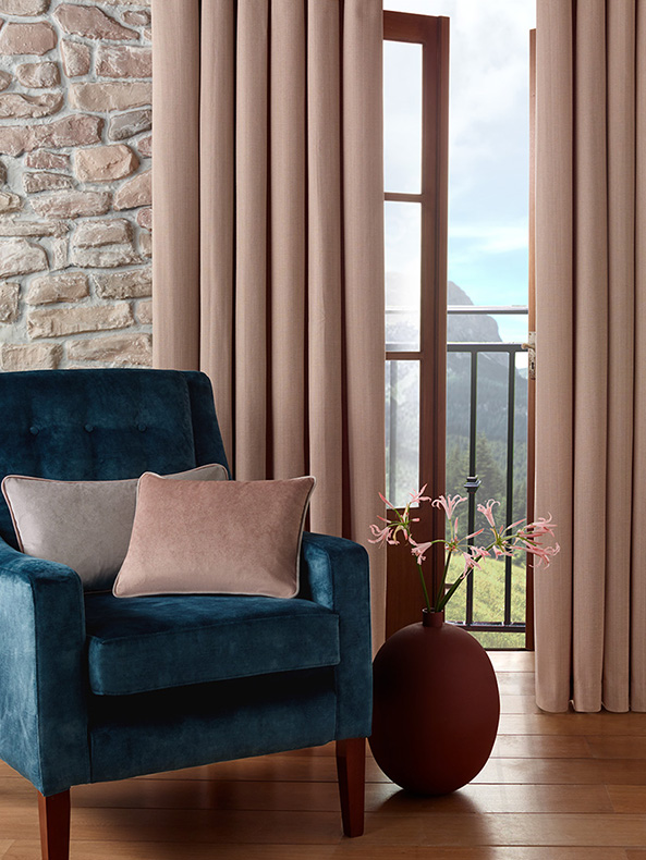 Коллекция тканей Plains & Textures 11 \ ILIV Interior Textiles