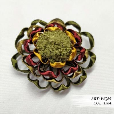 арт. WQ89 col. 1384 / Розетка декоративная с проволочным цветочком